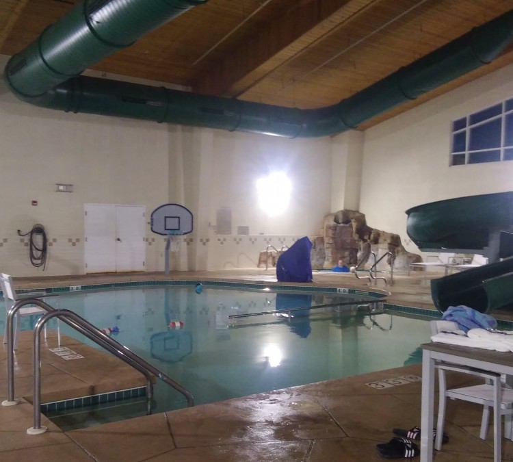 Bear Foot Bay Indoor Water Park (Prairie&nbspDu&nbspChien,&nbspWI)